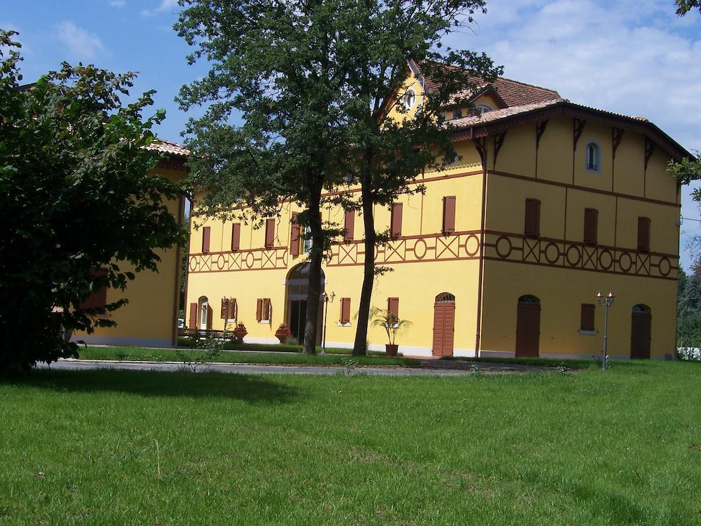 Corte Degli Estensi Формиджине Экстерьер фото
